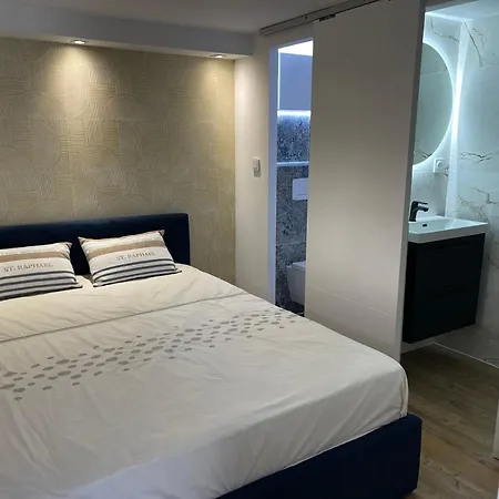 Bali 83 Apartment Bandol